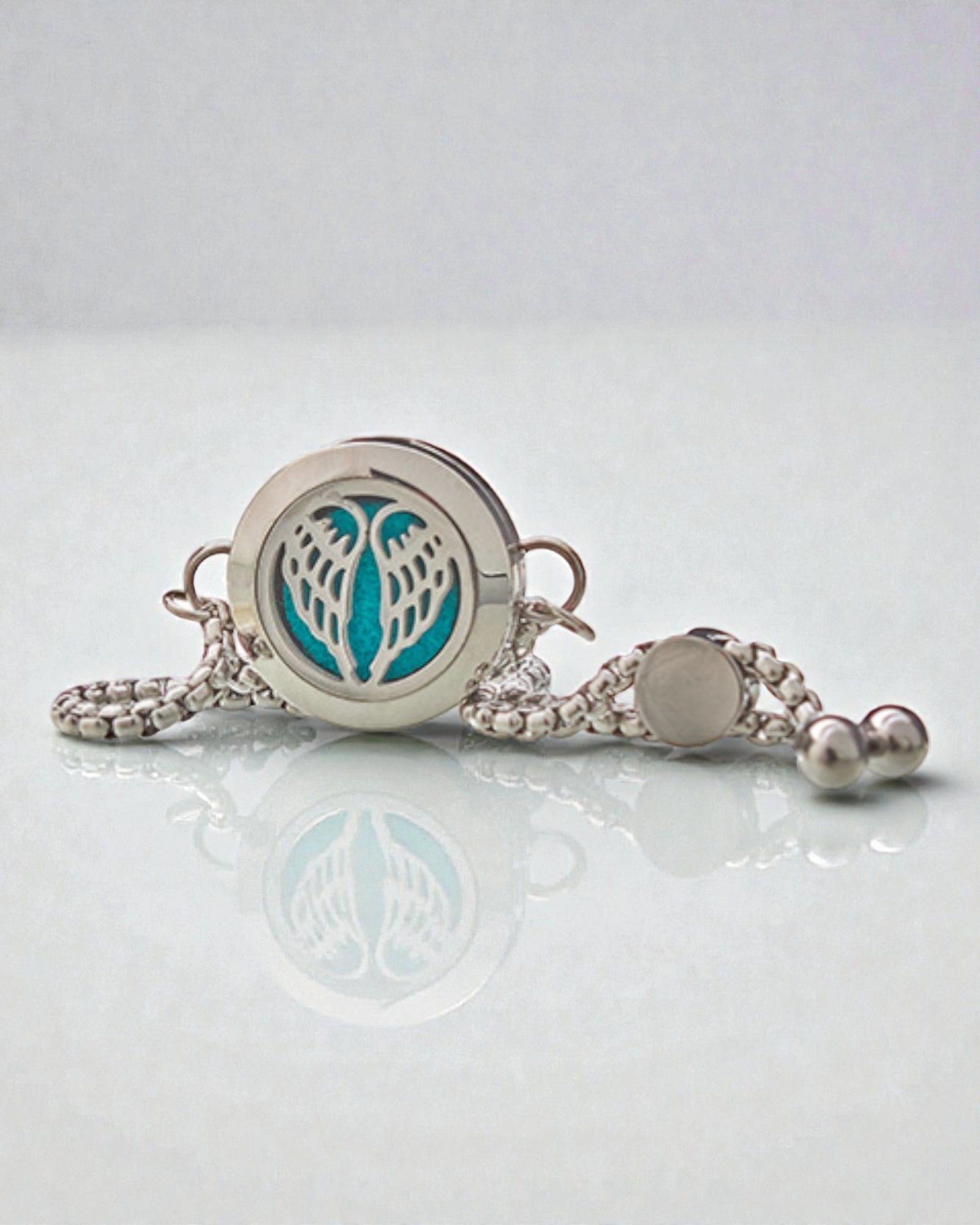 Auroras vingar – aromaterapeutiskt armband med änglavingar 20 mm