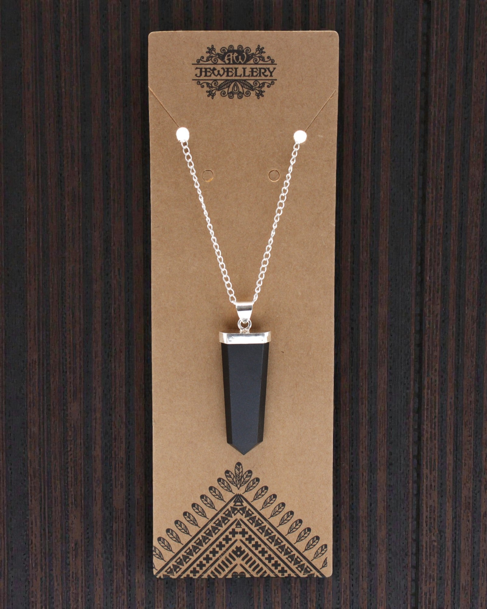 Obsidianstråle – platt hänge av svart agat i kristallslipning