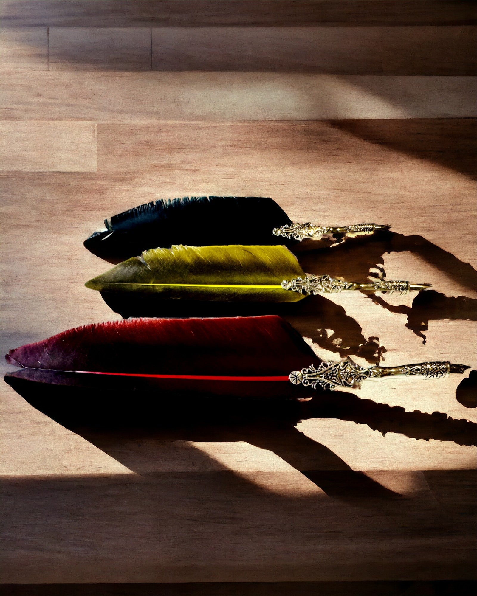 Vintage kalligrafipenna med naturlig gåsfjäder – Perfekt present till Mors dag eller Lärare. Gravyr