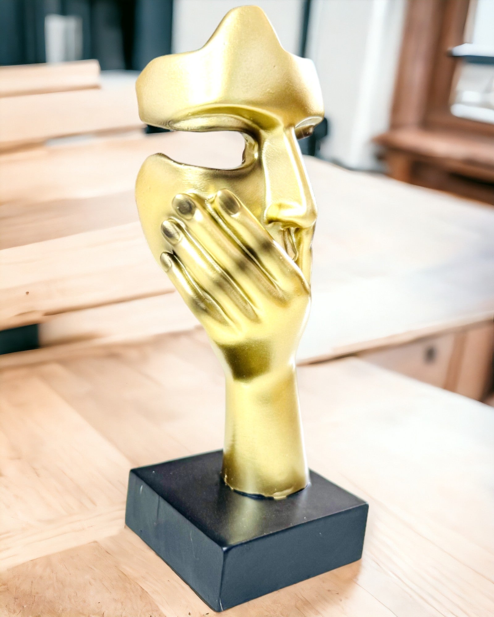 Abstrakt Handstaty "Konstens Beröring" - Kontorsdekoration i Europeisk Stil, Personalisering med Gravyr 2 stycken