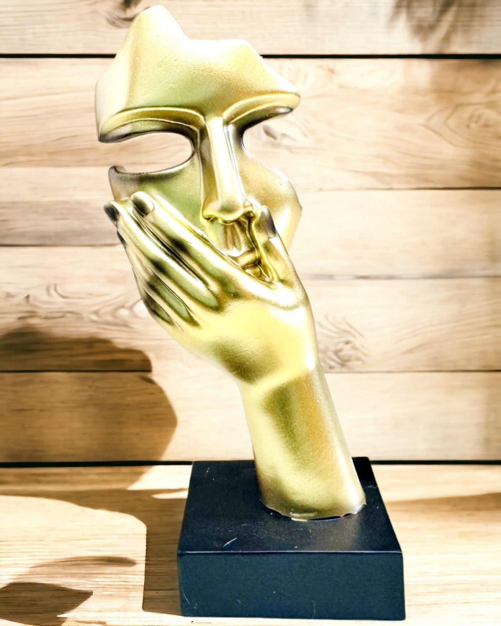 Abstrakt Handstaty "Konstens Beröring" - Kontorsdekoration i Europeisk Stil, Personalisering med Gravyr 2 stycken