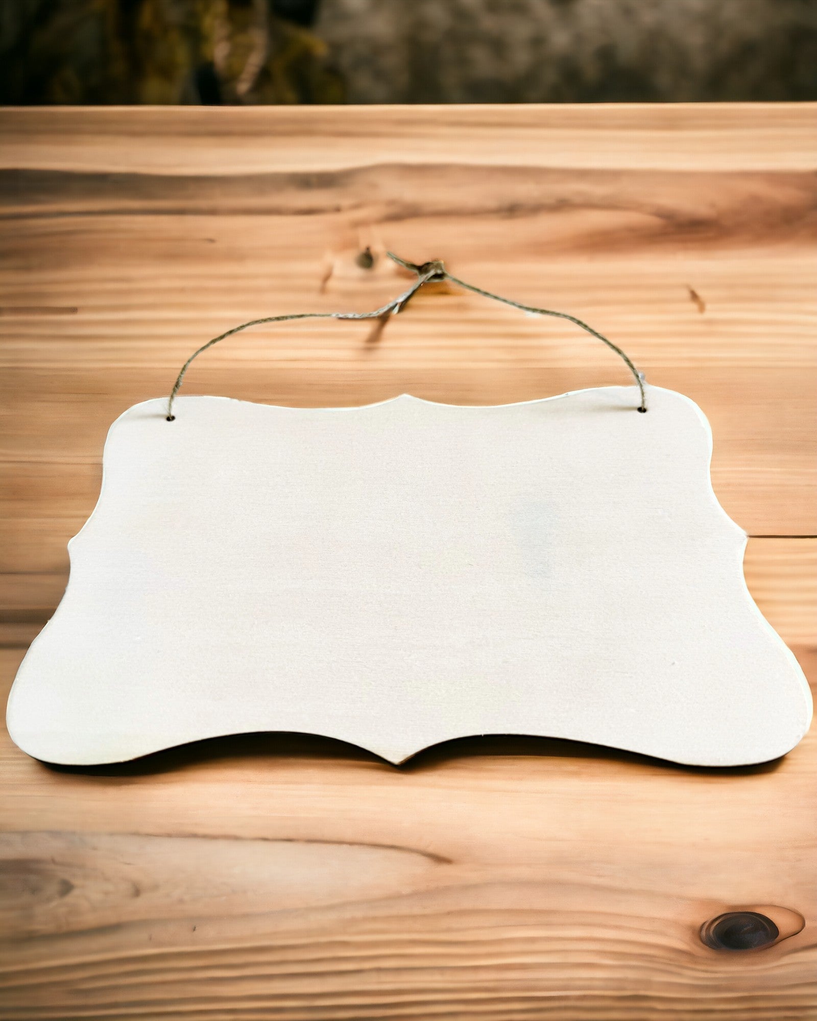 Dekorativt Trähänge med Möjlighet till Personalisering – Flera Former