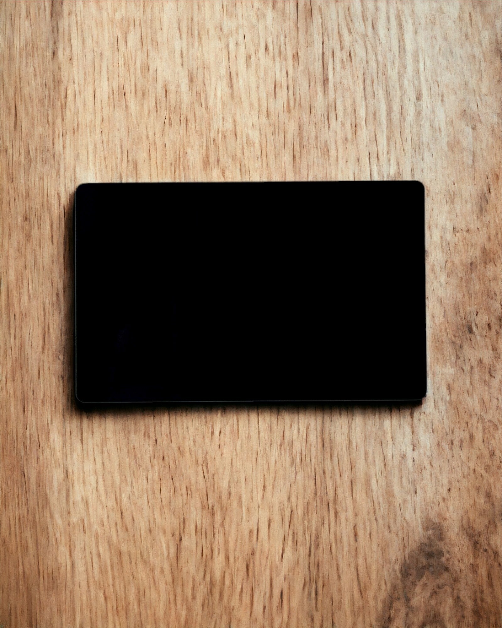 Exklusivt Svart Metallvisitkort med Anpassningsmöjlighet – Perfekt som Present