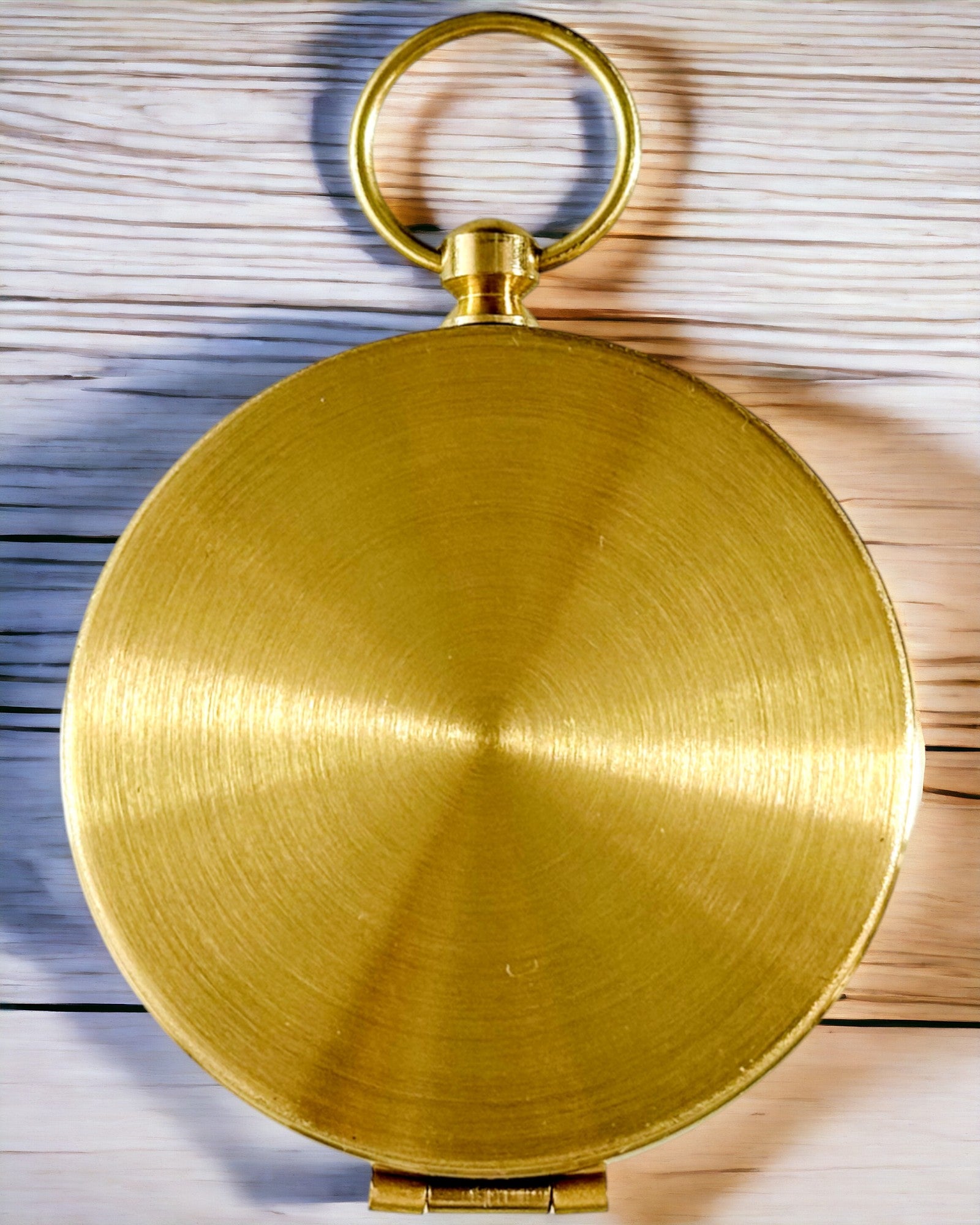 Vattentät Mässingskompass med Ljusande Effekt - Ett Måste för Vandring och Camping, personlig gravyr