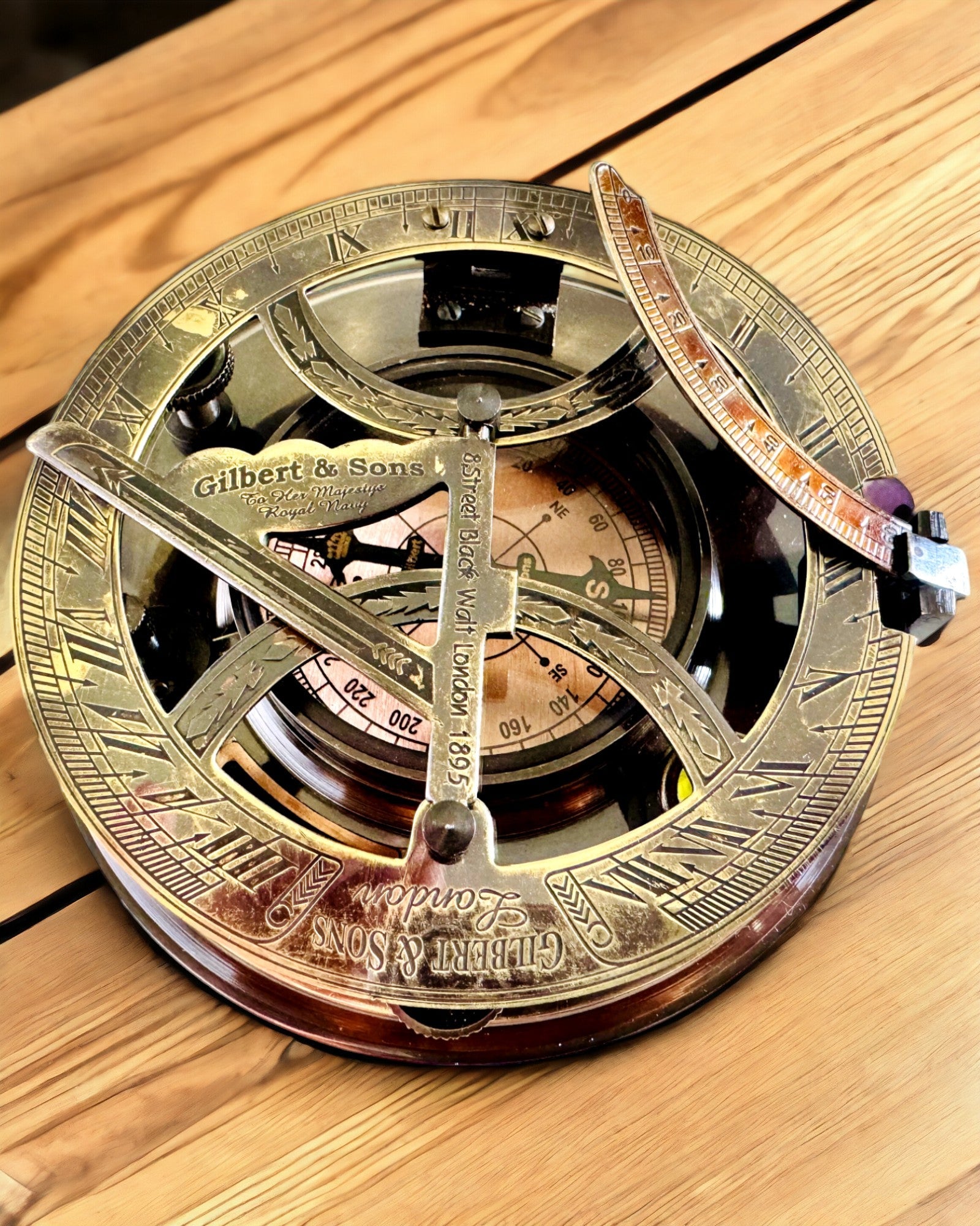 Antik Premium Navigationskompass med Graveringsmöjlighet – Handgjord