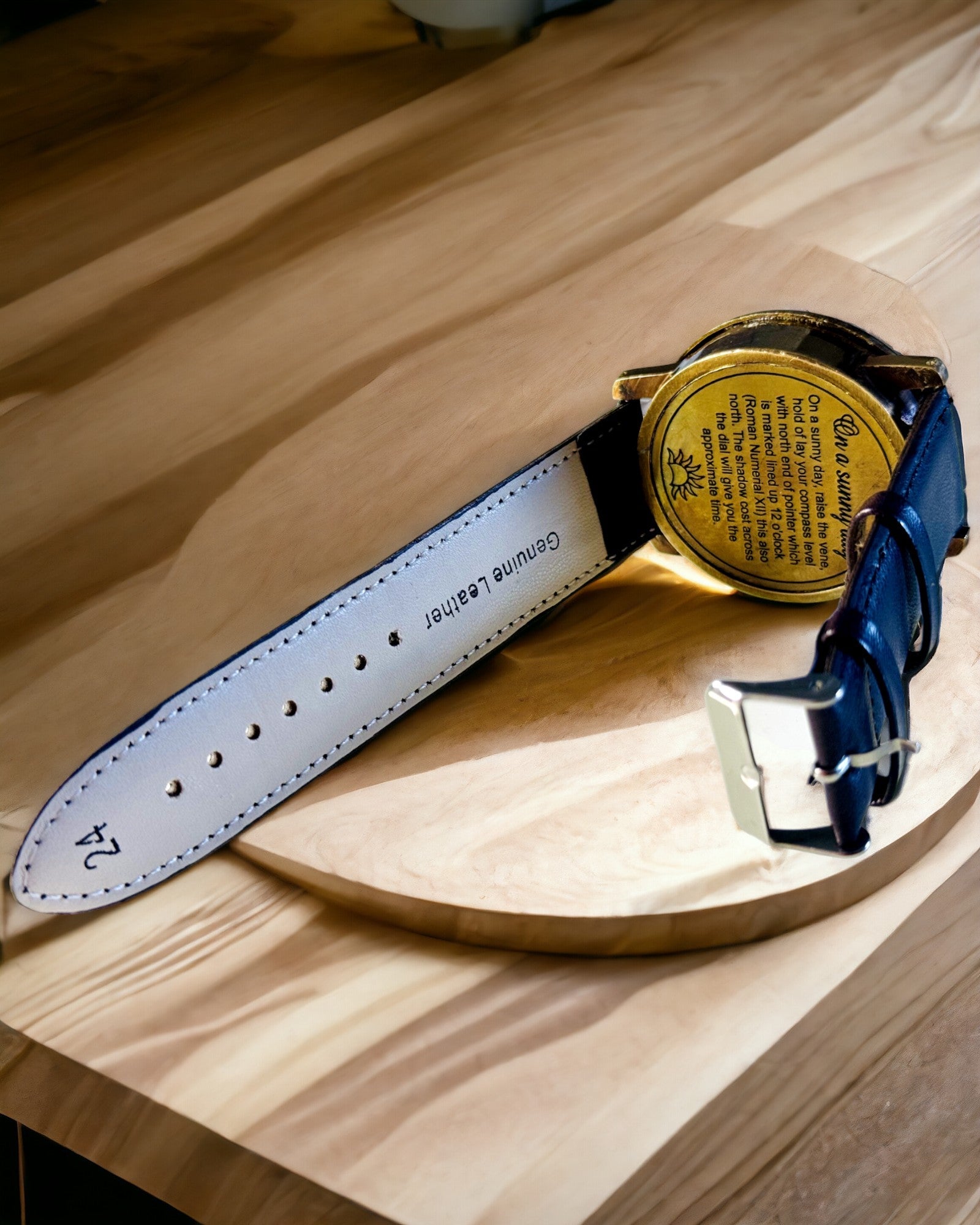 Solur med kompass - Handgjord, autentiskt hantverk, möjlighet till gravyr