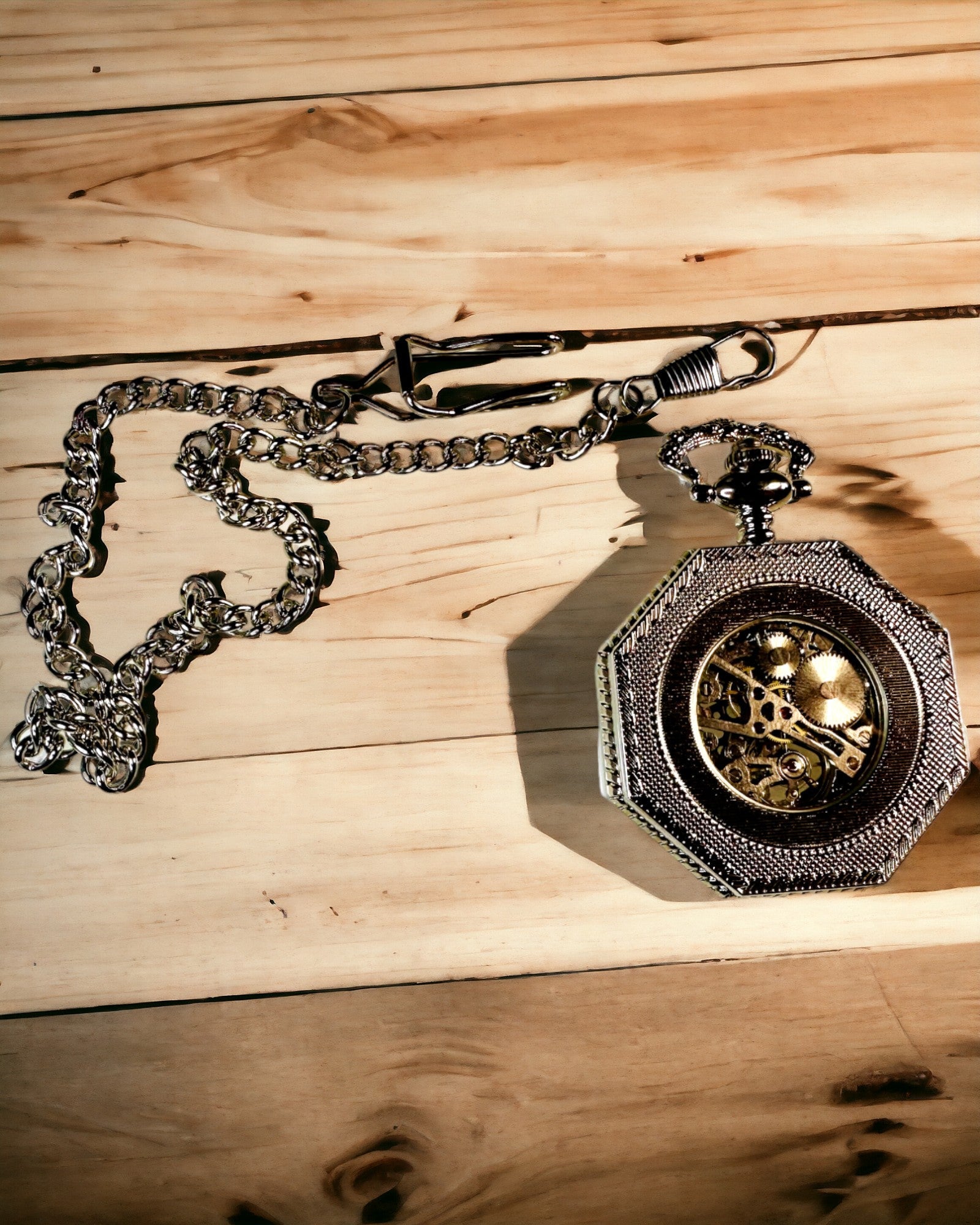 Klassisk i silverfärg Åttakantig Mekanisk Fickur med Genombruten Urskiva i Steampunk-stil
