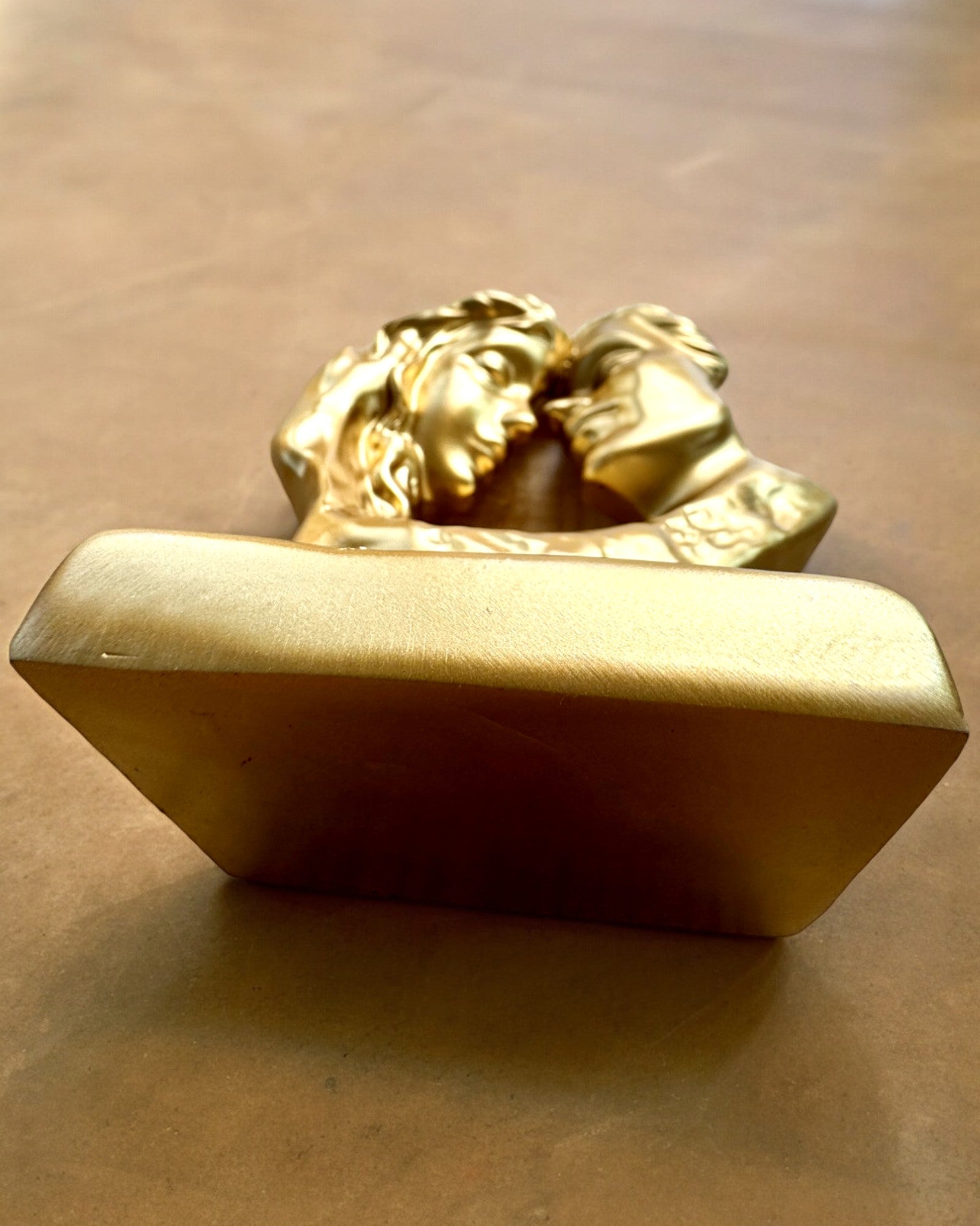 Figur "Złote Złączenie" - 13,5 cm hög, Dekorativ med Graveringsalternativ