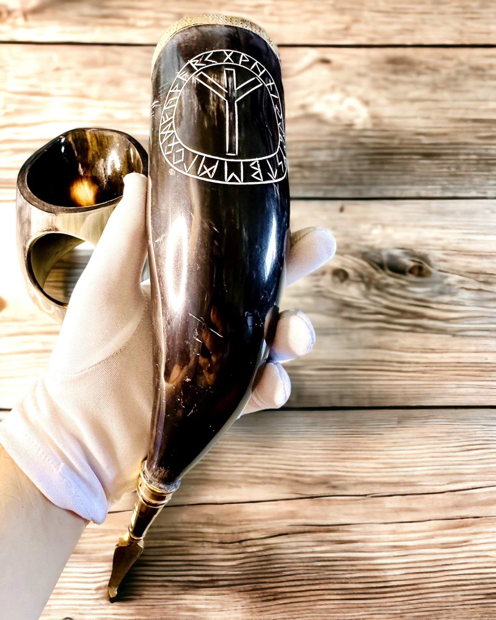 Hornmugg "Viking Valor" - Handgraverad, Premiumkvalitet - 4 varianter att välja mellan