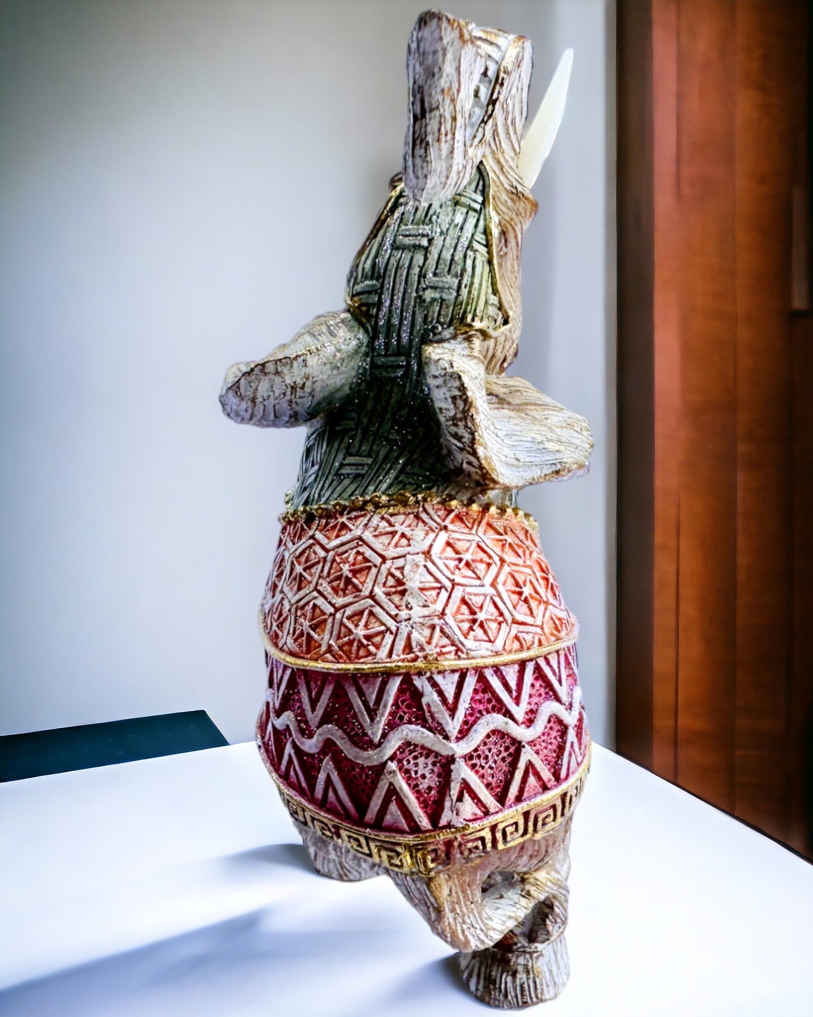 Słoniowa Stróżka – Dekorativ Elefant i Harts med Graveringsmöjlighet