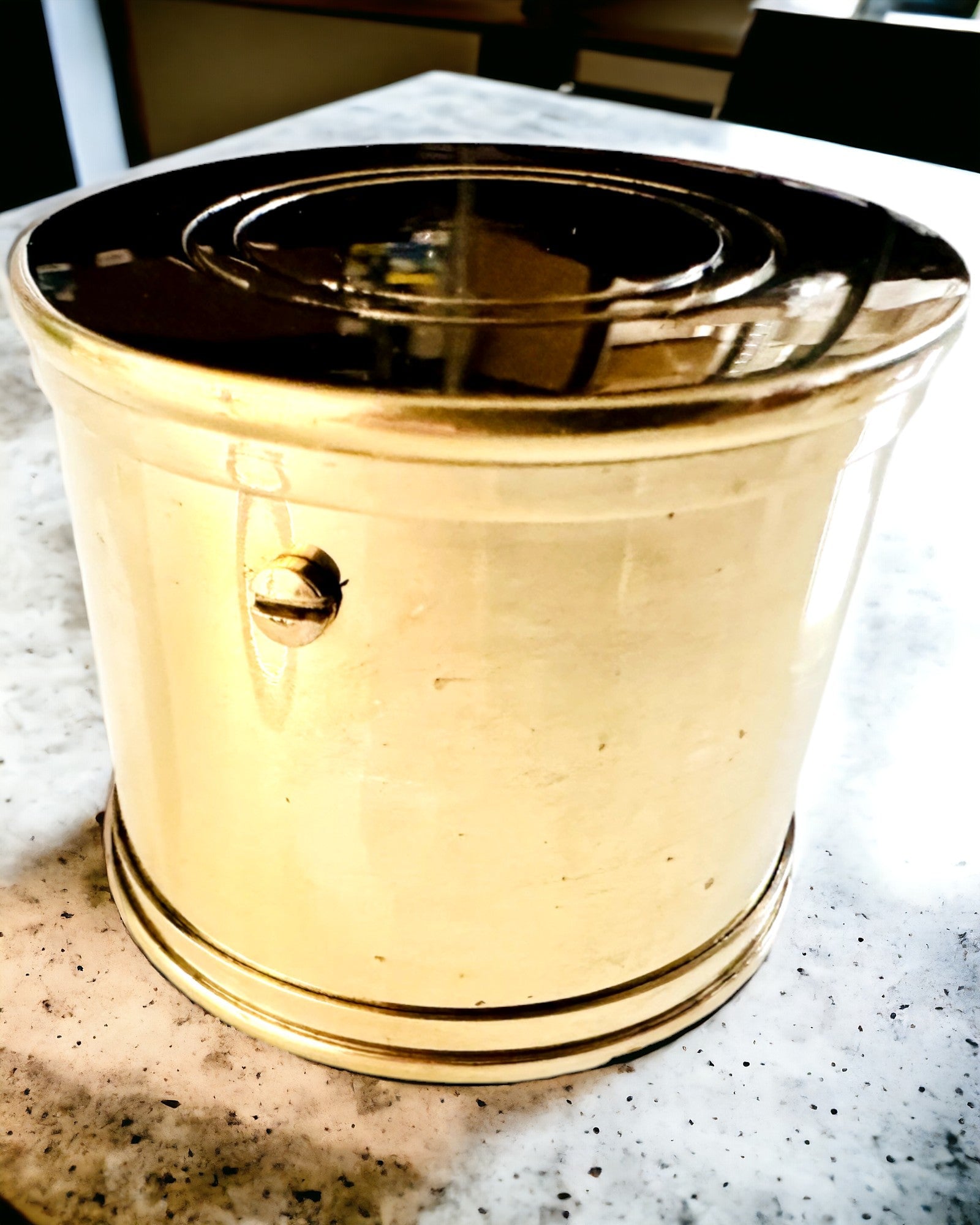 Resenärens kompass "Bęben Wschód Słońca" – med möjlighet till personlig gravyr