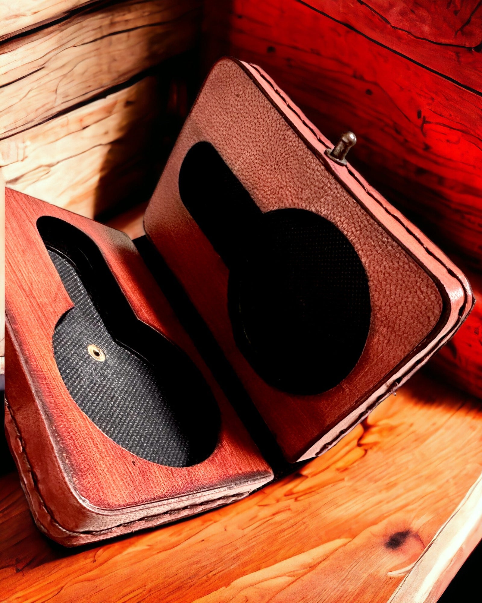 Kommendörfodral – Handgjort Fodral för Fickur eller Kompass med Möjlighet till Personalisering