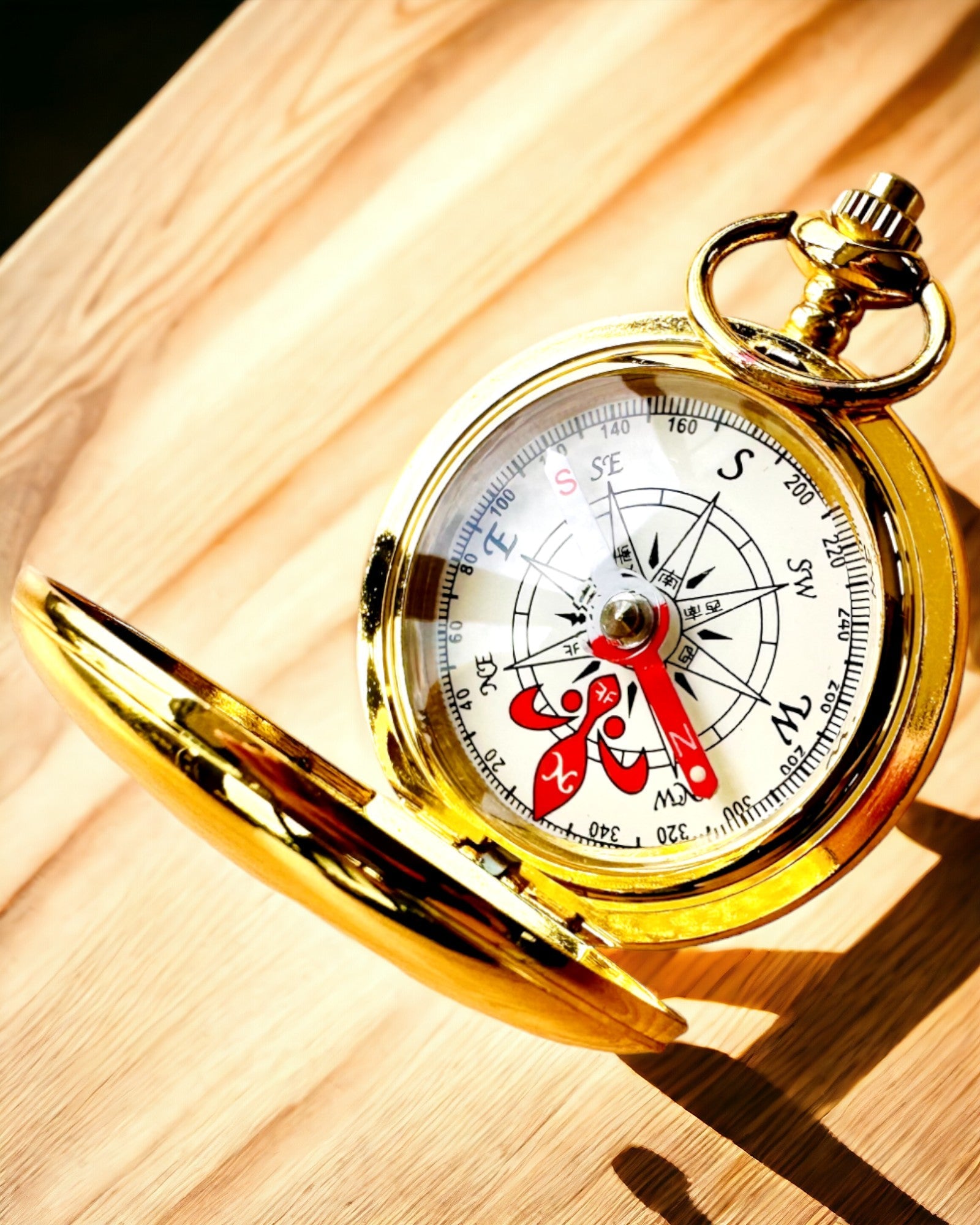 Kompass Vandrare med Graveringsalternativ - färg guld