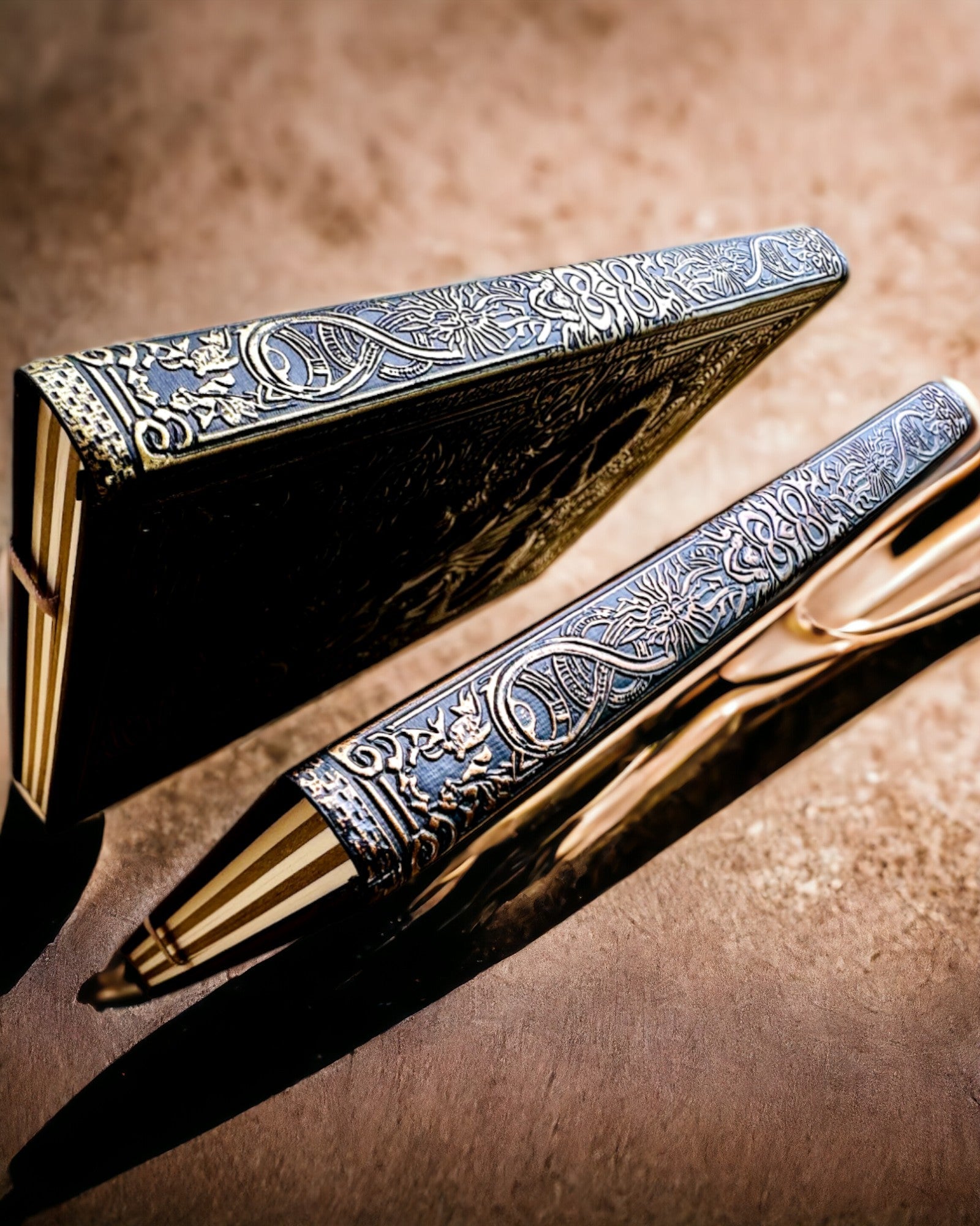 Magiczny Notes, anteckningsbok "Boski Byk" - Elegant och Unik Papeteria, personalisering med gravyr