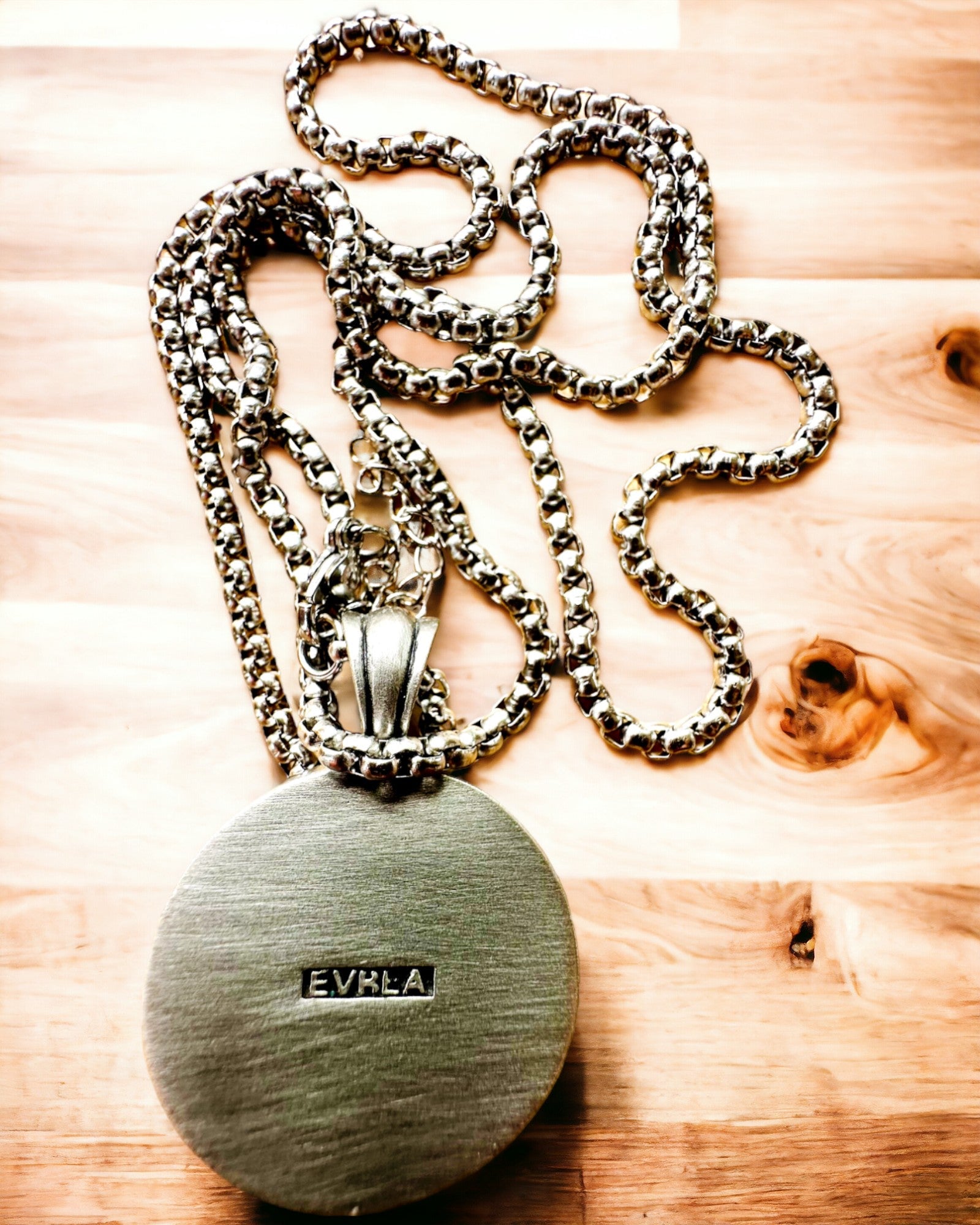 Kompasshalsband "Eurla" - möjlighet till personlig gravyr