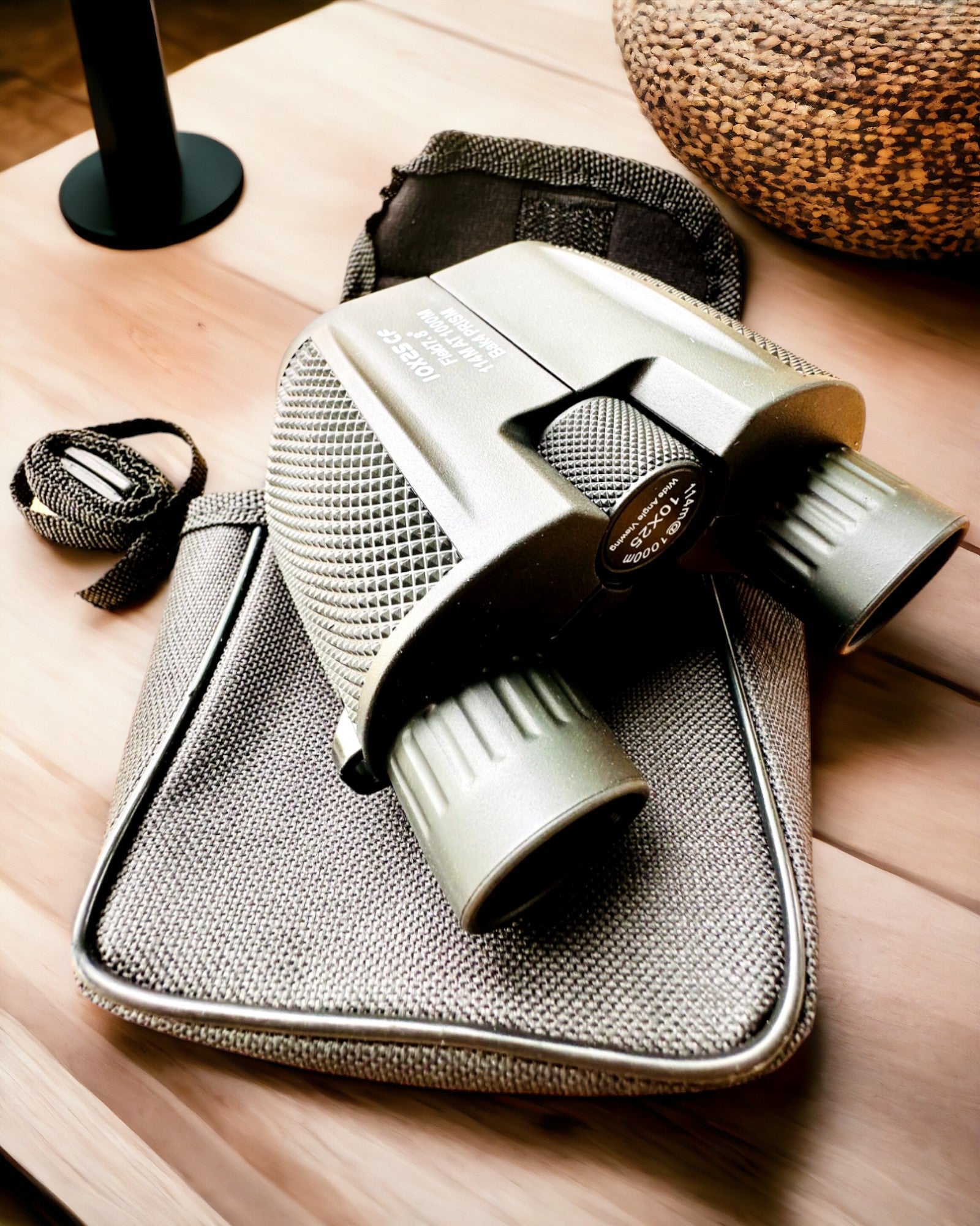 Lornetka CampMaster 10x25, möjlighet till personlig gravyr