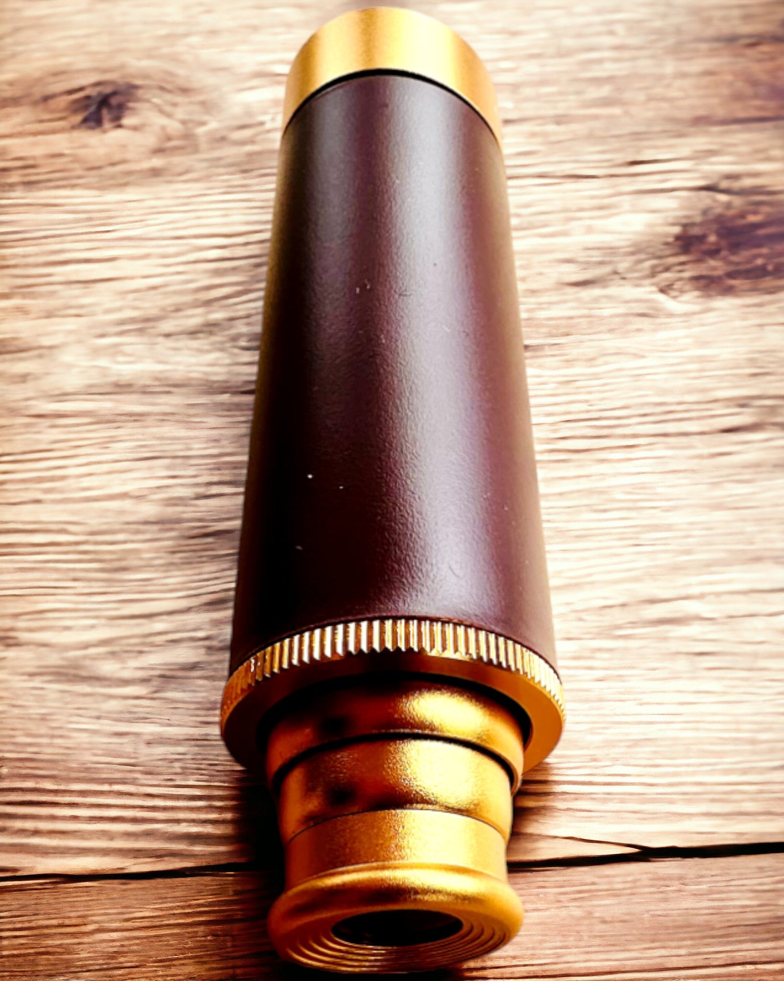 Monokulär Explorer 25x30 - Bärbar, hopfällbar handkikare, möjlighet till personlig gravyr