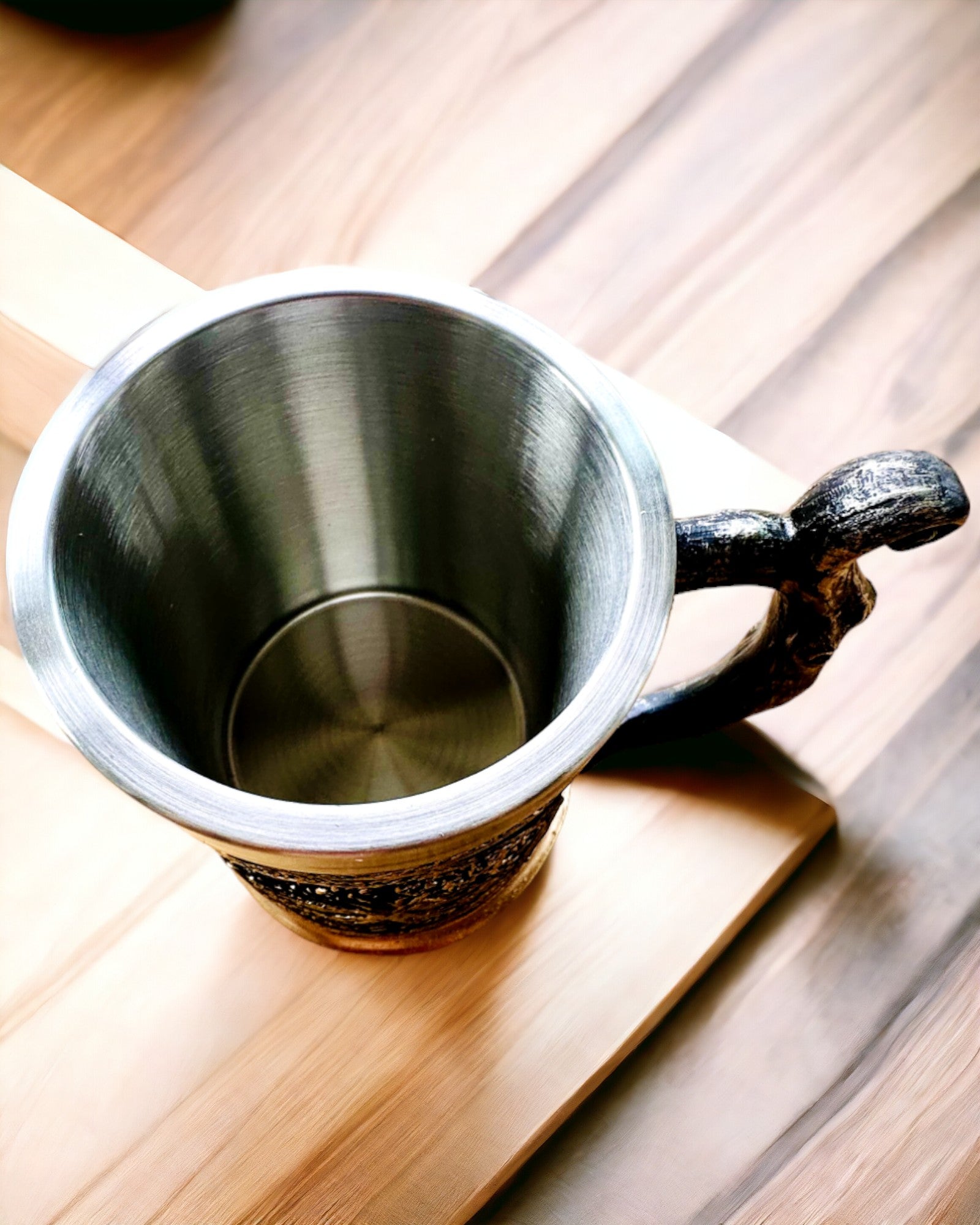 Nordisk Mugg Världsträdet - Mästerligt Utförande, 600 ml, möjlighet till gravyrpersonalisering