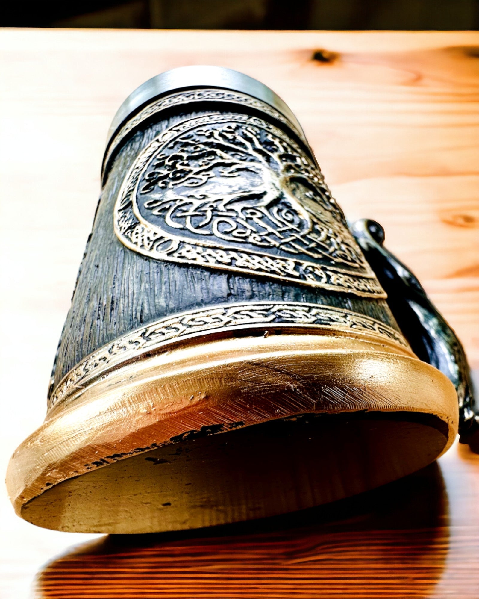 Nordisk Mugg Världsträdet - Mästerligt Utförande, 600 ml, möjlighet till gravyrpersonalisering