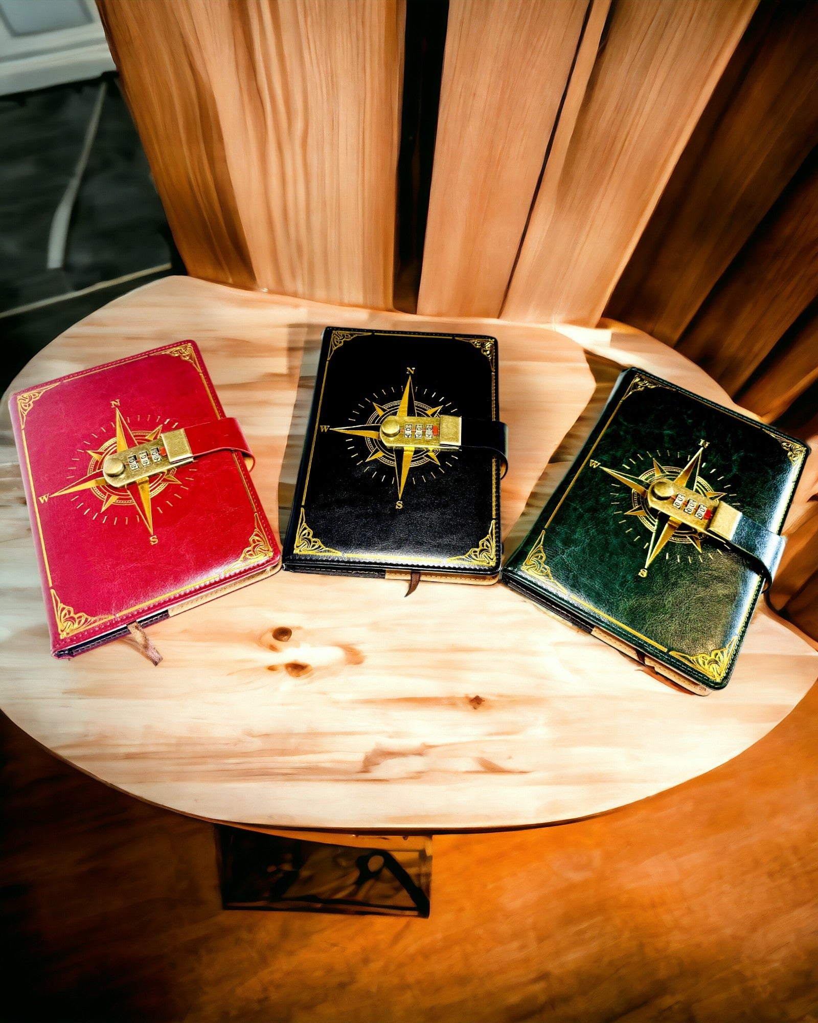 Notatnik Premium med Kodlås A5 - Vintage Stil med Kompass, Japansk Design, Kontorsmaterial för Studenter och Företag. Personalisering med Gravyr