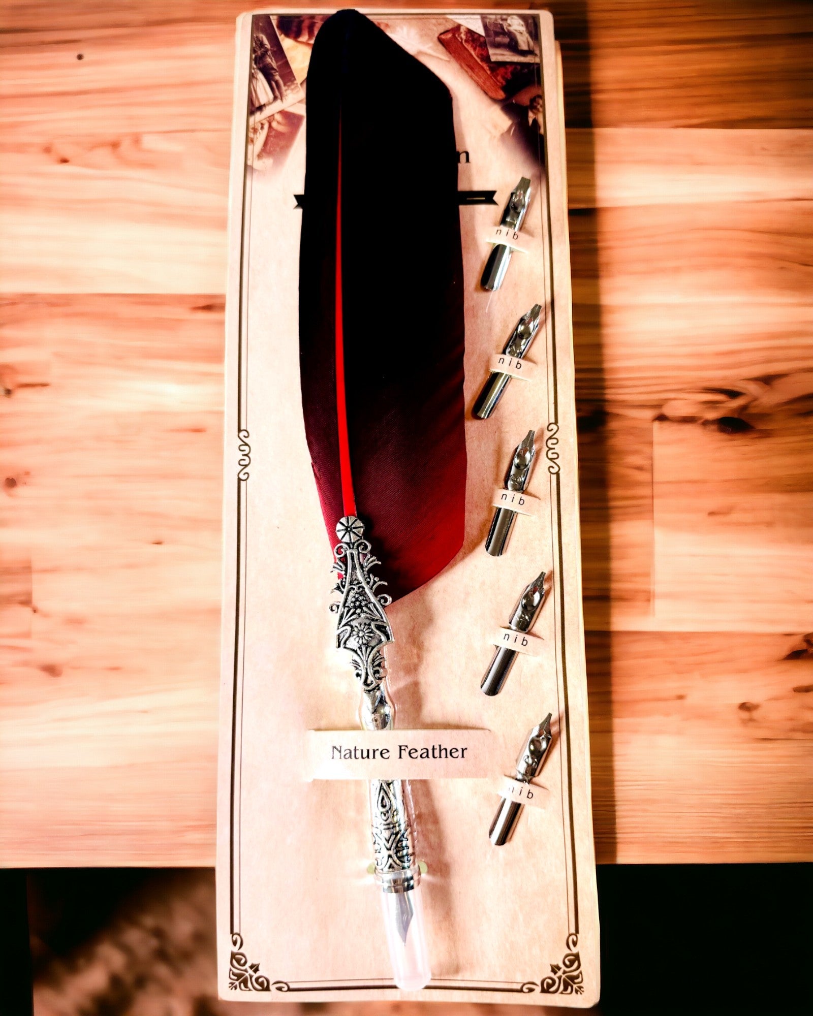 Vintage kalligrafipenna med naturlig gåsfjäder – Perfekt present till Mors dag eller Lärare. Gravyr