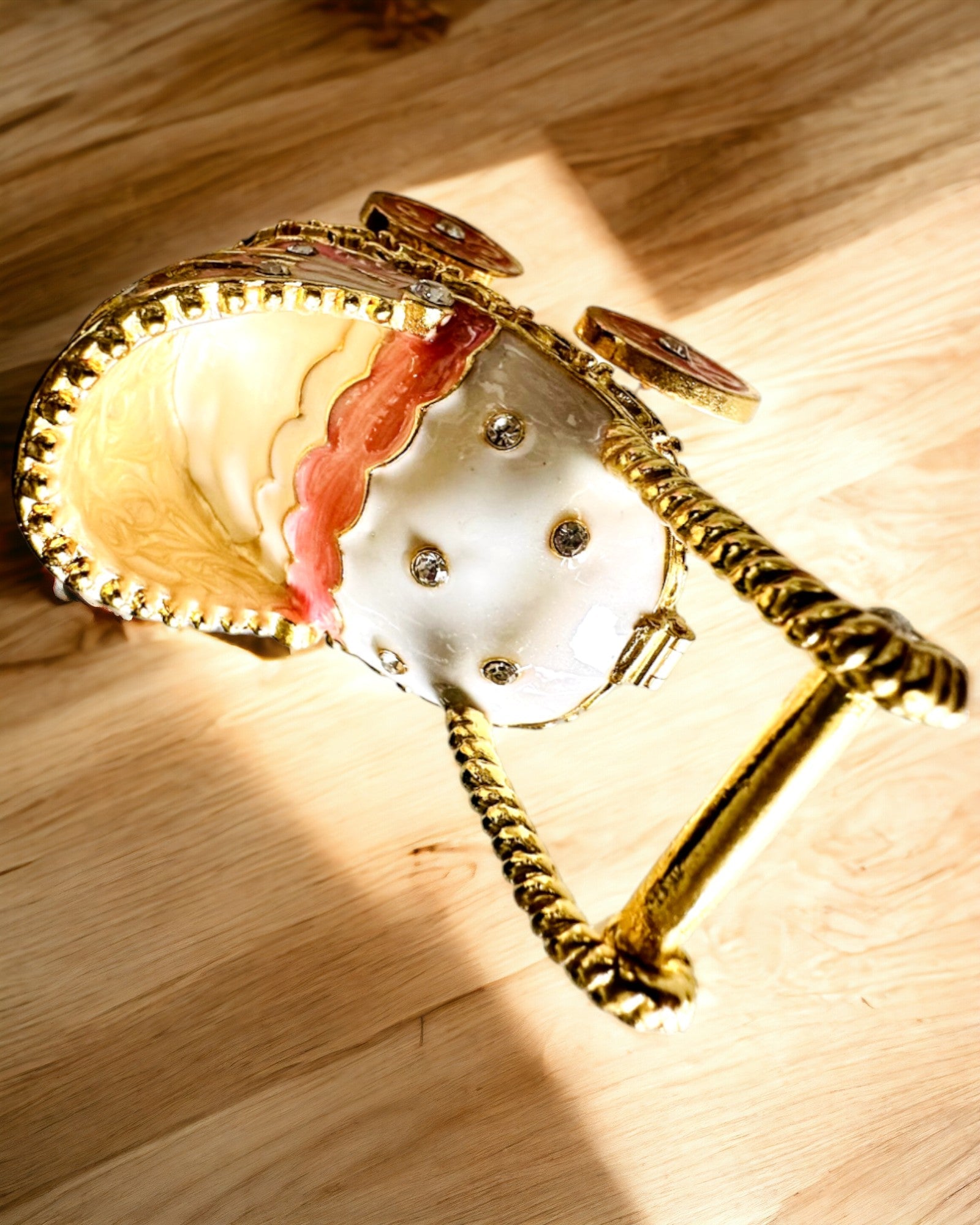 Liten Sagolik Vagn för smycken, skatter - Kunglig Elegans, personalisering med gravyr