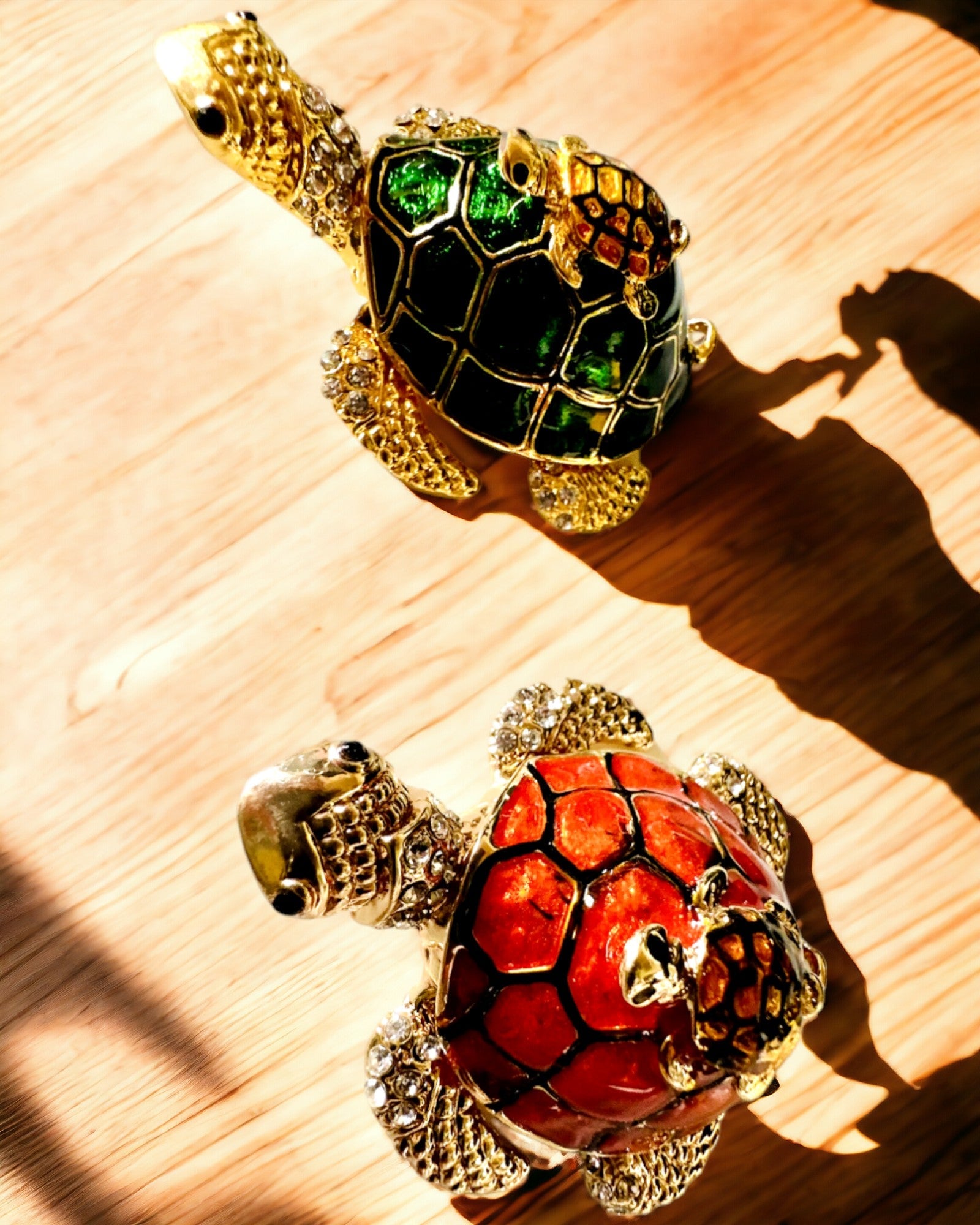 Skrin "Sköldpaddsfamiljen" - färg grön, personalisering med gravyr