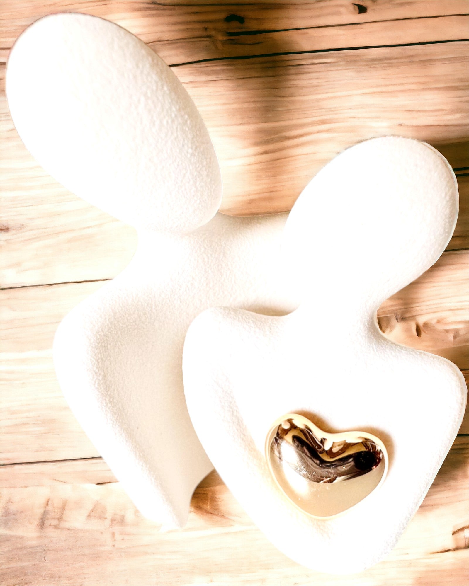 "Kärlek i hjärtat – Keramiska Familjefigurer", möjlighet till gravyrpersonalisering