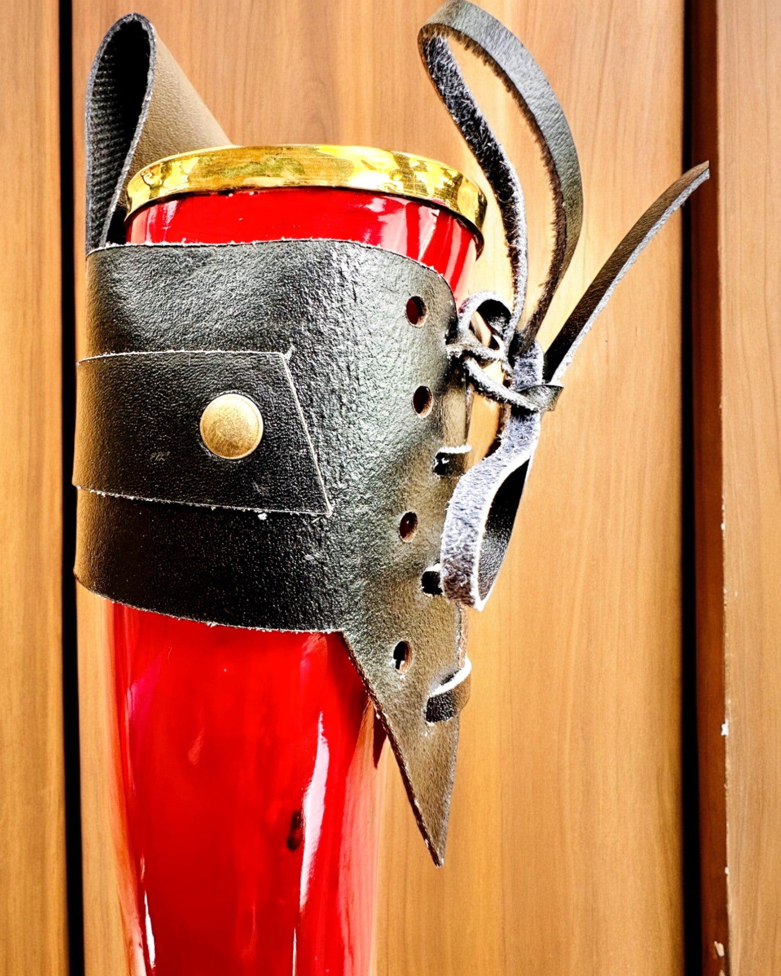 Krigarens hornmugg - Röd - med möjlighet till personlig gravyr