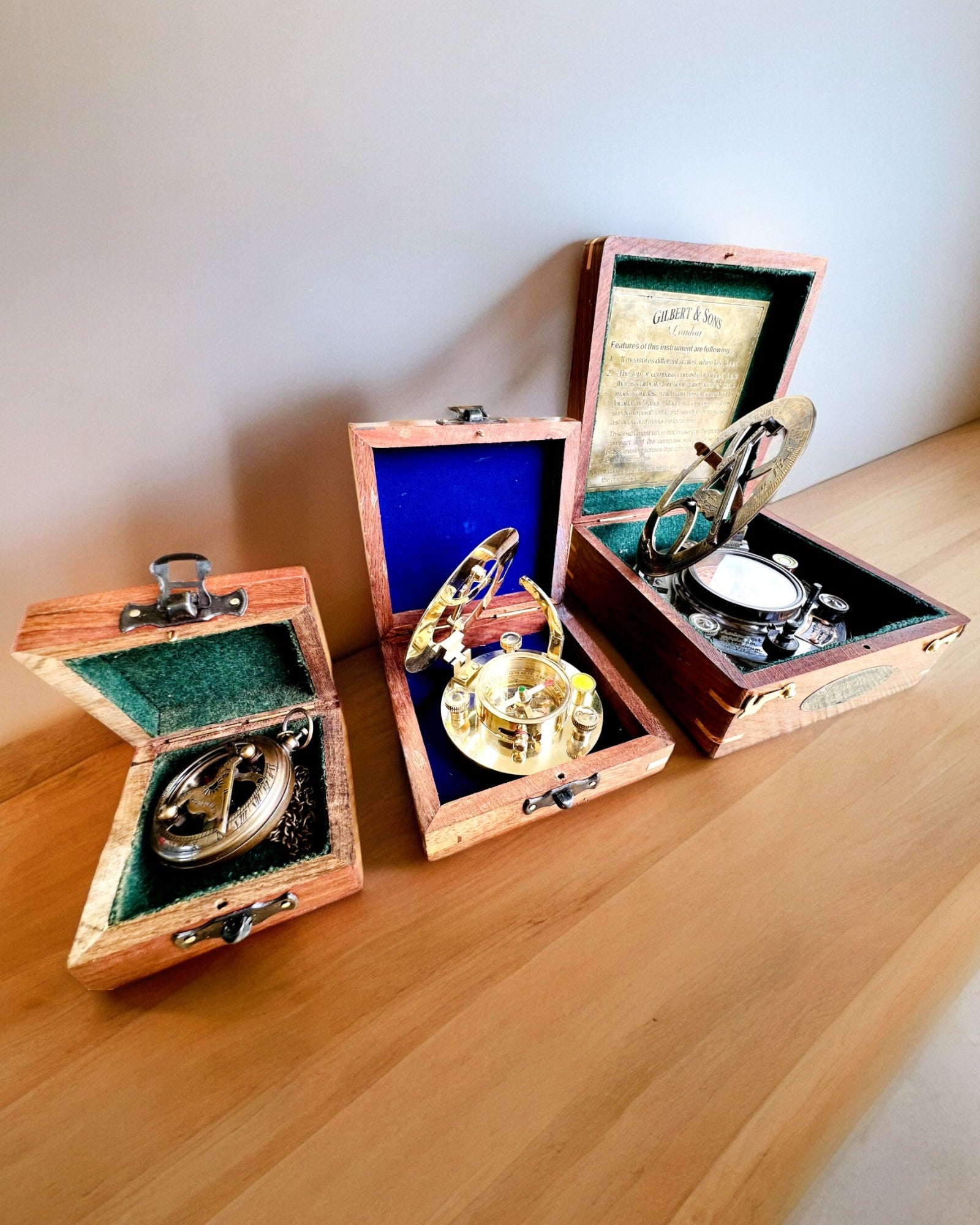 Trälåda för kompass "Navigator" - möjlighet till personlig gravyr