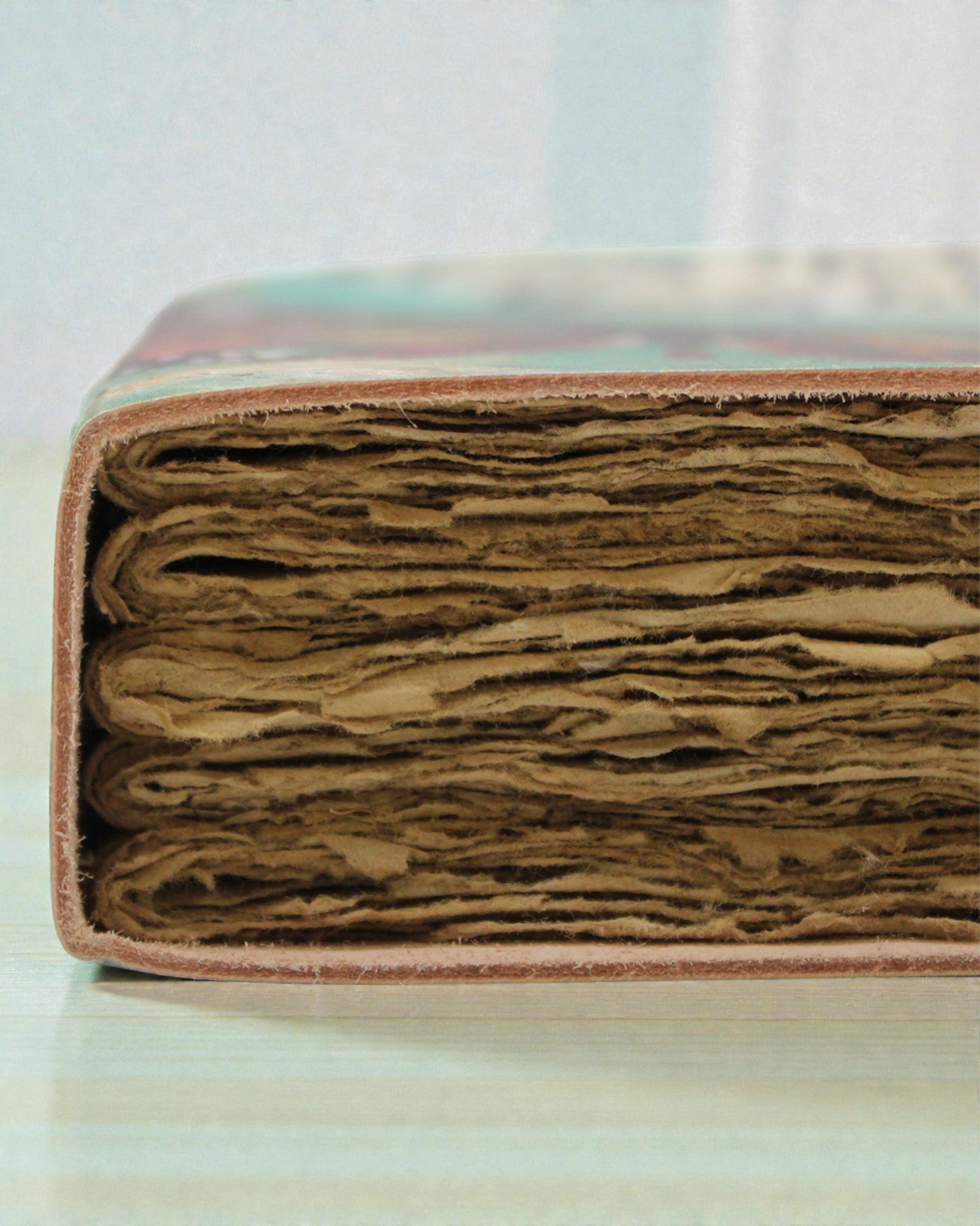 Anteckningsbok i läder: Inspirationsfjäril – Dölj aldrig dina vingar – 13 × 18 cm