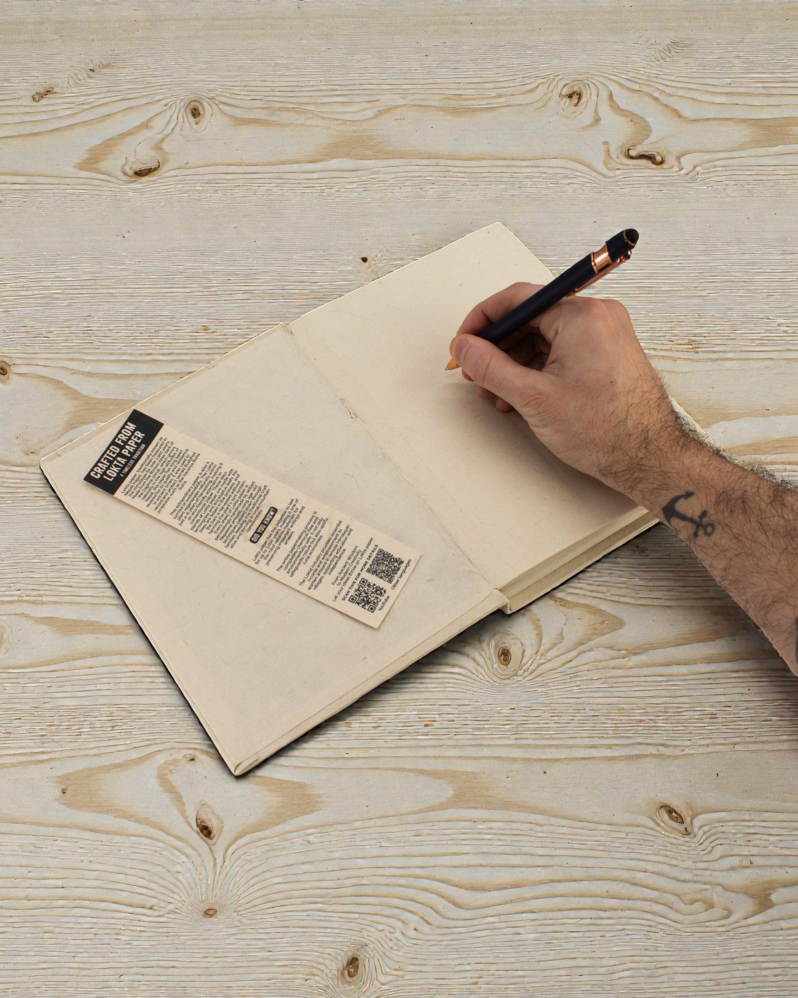 Stor Lokta-anteckningsbok Inspirationer – Verkliga livet händer utan uppkoppling (45 blad, 21 x 15 cm)