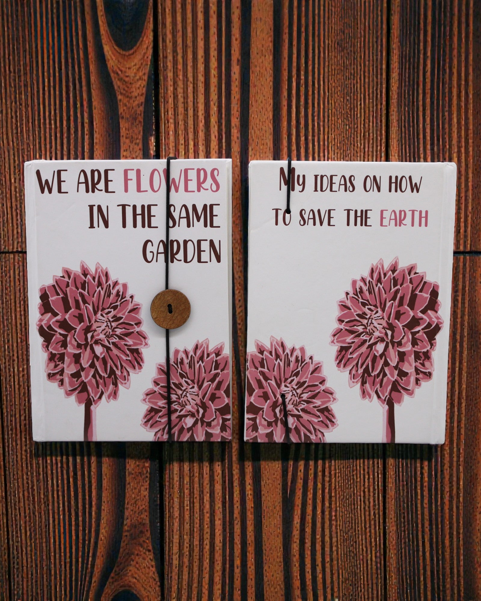 Flowers Together – liten anteckningsbok med rem och knapp av kokos 18 × 12,5 cm, 200 sidor