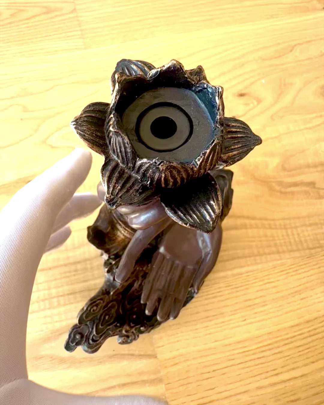 Mystisk Hand, Rökelsehållare, rökelsehållare med Flöde, möjlighet till personlig gravyr som present