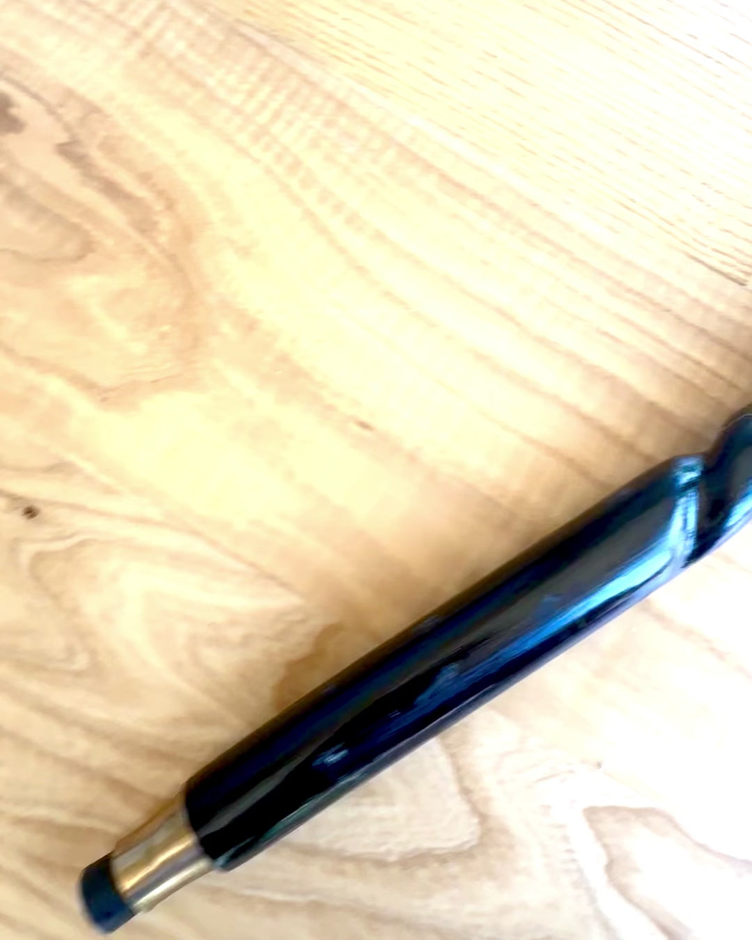 Promenadkäpp "Majestätens Käpp" Trä Handgjord, möjlighet till gravyr, 2 alternativ att välja mellan