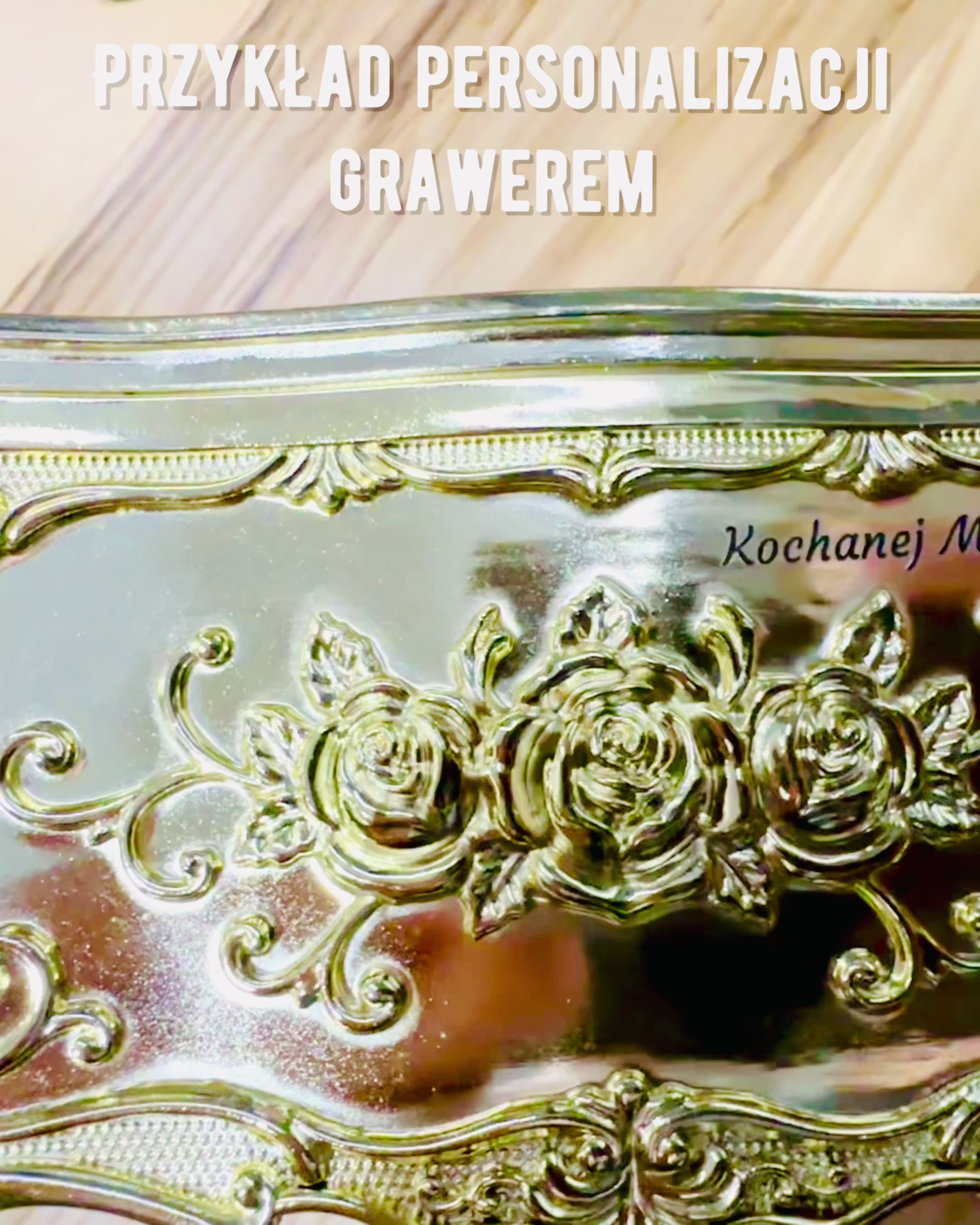 Elegant Låda för Näsdukar med Präglade Blommor - Servetthållare