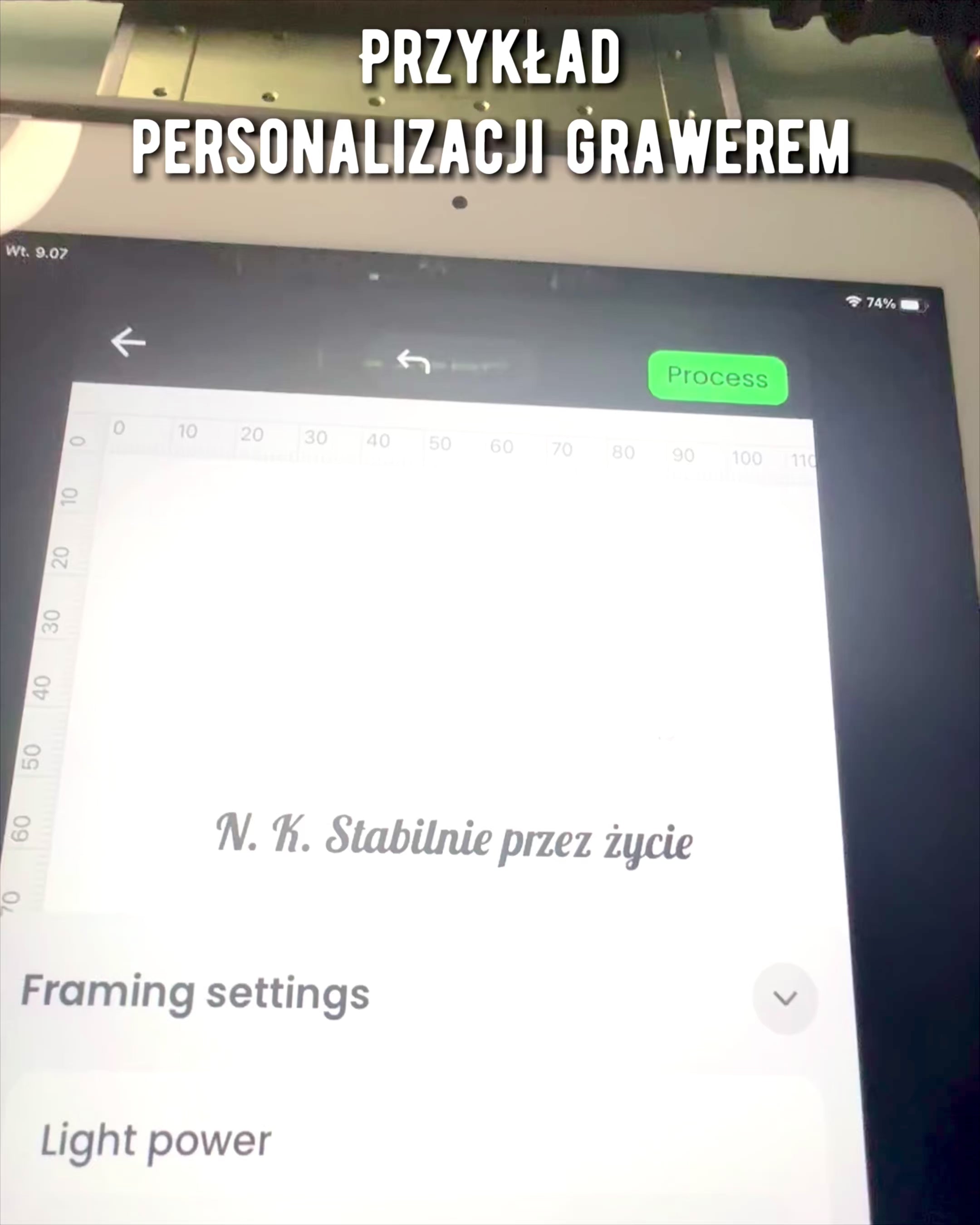 'Wolf' - Indiskt Mangoträ med Möjlighet till Gravyr, brun med utskuret mönster