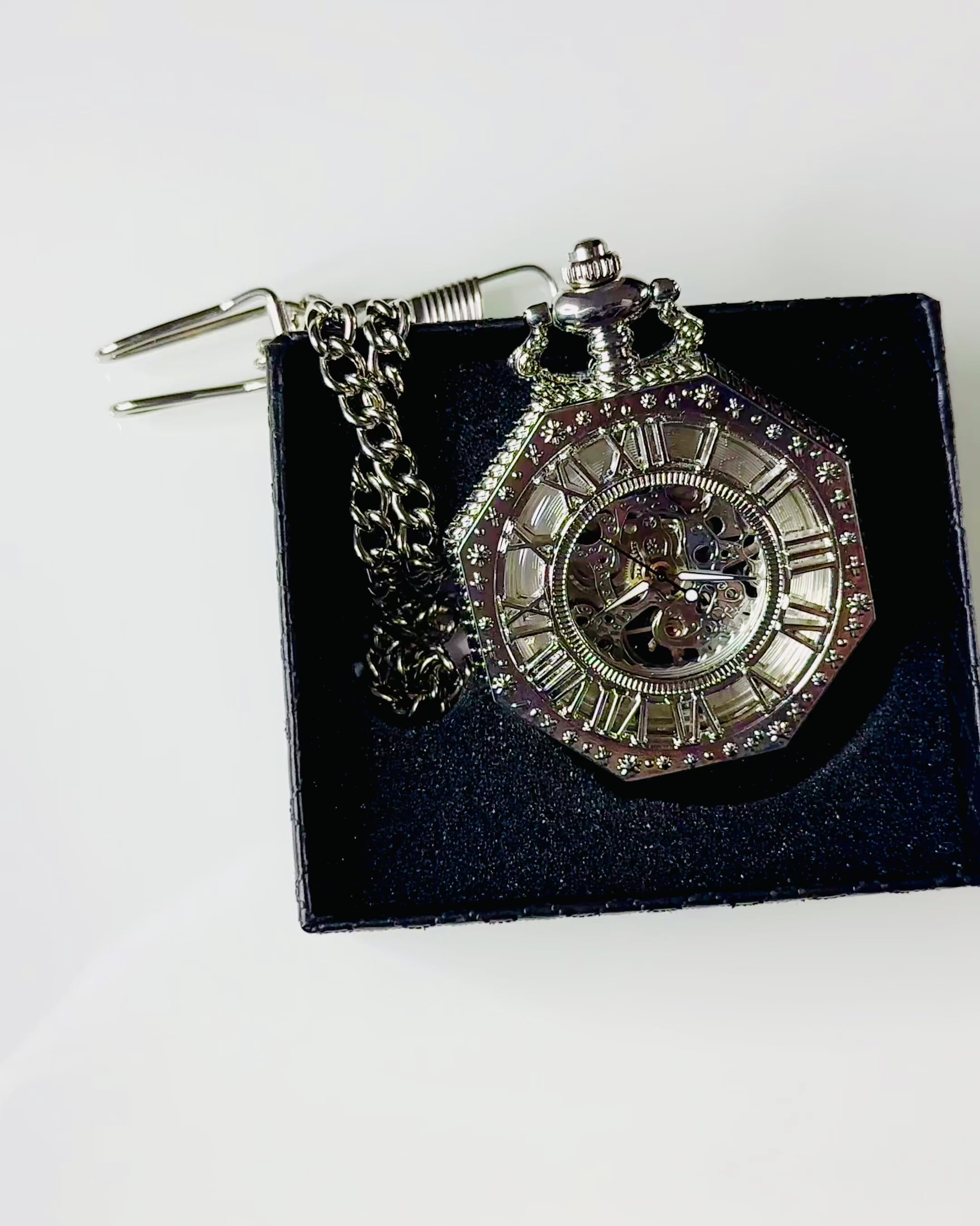 Klassisk i silverfärg Åttakantig Mekanisk Fickur med Genombruten Urskiva i Steampunk-stil