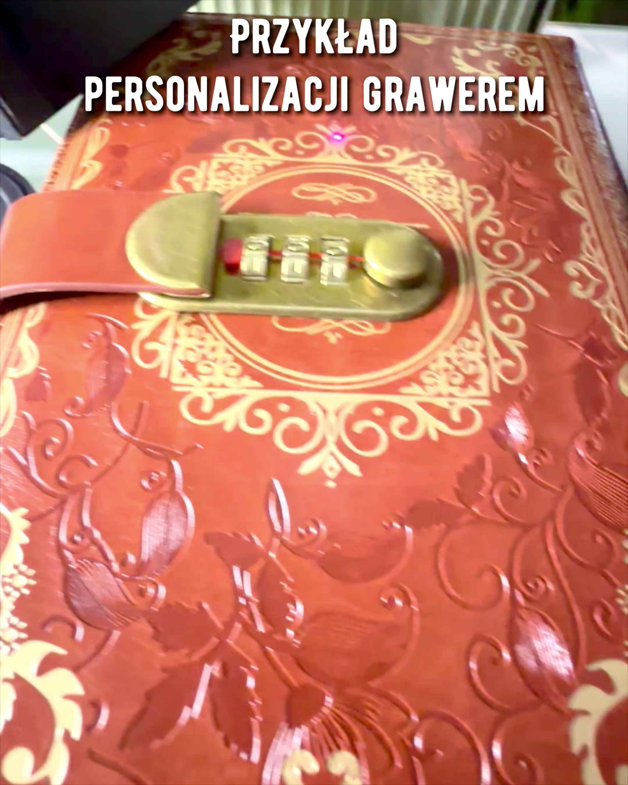 Exklusiv Läderanteckningsbok "Sekretnik" A5 med Kodlås - personalisering med gravyr