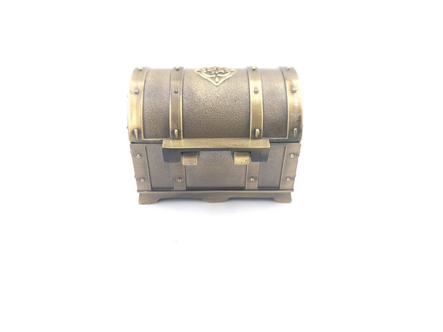 Retro metallskattkista med gravyr - Silverfärgad ask 7x5x5 cm