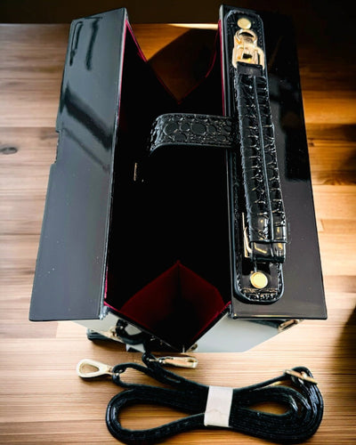 Damväska “Elegancki Fortepian” i Svart och Vitt