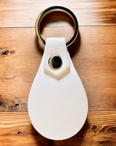 PU-lädersnyckelring med möjlighet till personlig gravyr - Finns i 5 färger