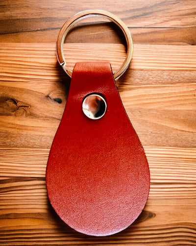 PU-lädersnyckelring med möjlighet till personlig gravyr - Finns i 5 färger