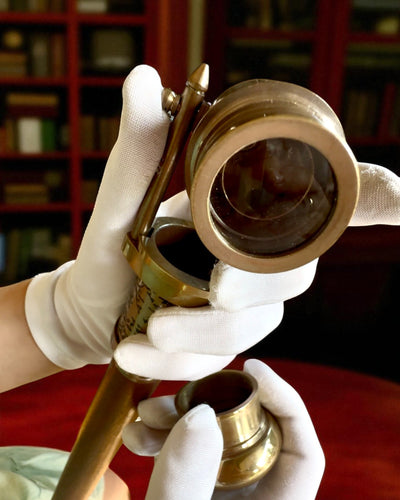 Navigatorstav 2.0 med kompass och dold kikare, möjlighet till personlig gravyr som present