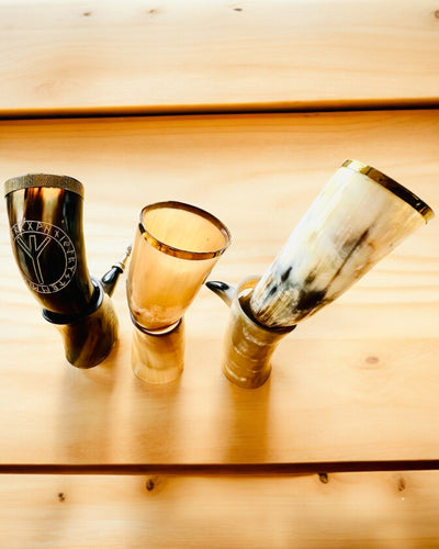 Hornmugg "Viking Valor" - Handgraverad, Premiumkvalitet - 4 varianter att välja mellan