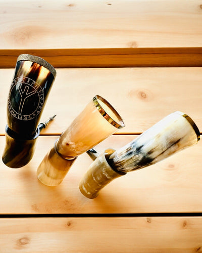 Hornmugg "Viking Valor" - Handgraverad, Premiumkvalitet - 4 varianter att välja mellan