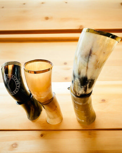Hornmugg "Viking Valor" - Handgraverad, Premiumkvalitet - 4 varianter att välja mellan