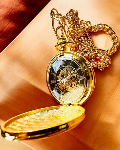 Grand Elegance Fickur med Dubbel Lock, Manuell, Guld Färg, med gravyr som present