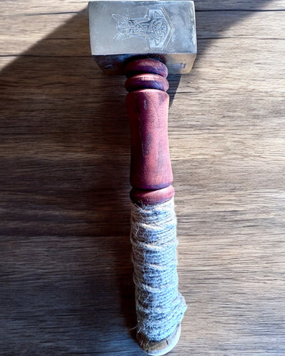 Skalders Mjölnir-hammare – 33 cm, Handsmidd Vikingahammare med Graveringsalternativ