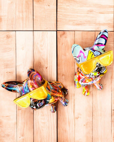 Färgglad Bulldog med Glasögon - Unik Inredningsdekoration, dekorativ figur som present, personalisering med gravyr